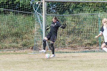 Bild 255 - wBJ TuRa Meldorf/Buesum - JFV Luebeck : Ergebnis: 1:0
